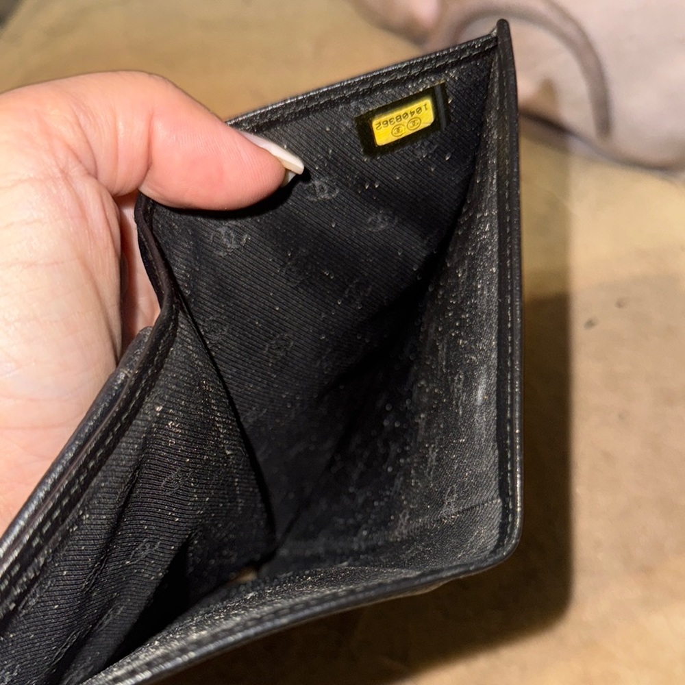 CHANEL Classic Black Leather Wallet - Picture 15 of 16